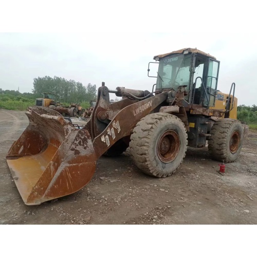 XCMG Loader roda LW500HV yang digunakan