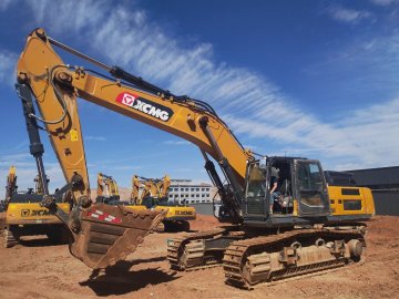 Gebrauchtes XCMG XE490DK Crawler Excavator