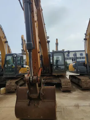 Used XCMG XE215DA crawler excavator