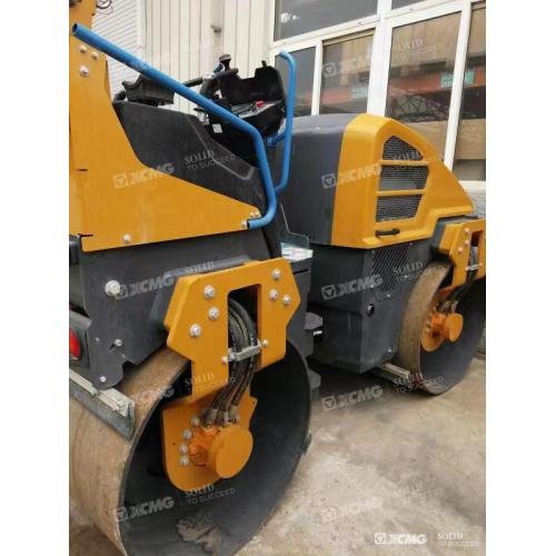 XCMG 1.2 ton roller jalan kecil yang digunakan xmr120