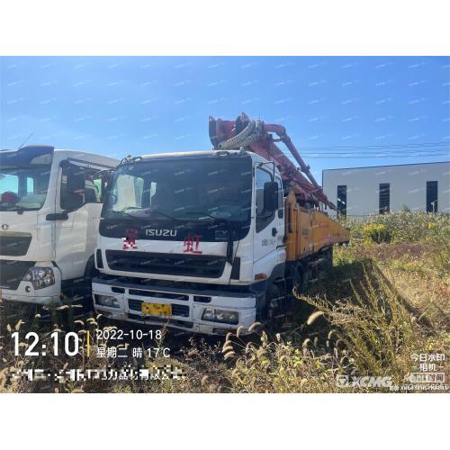 Truk pompa beton bekas xcmg HB56K