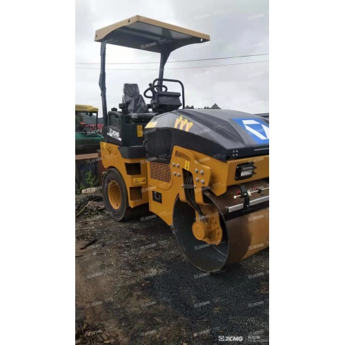 XCMG usou XMR403VT Double Drum Road Roller