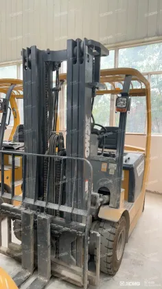 Used Forklift XCB-P30 XCMG Electric Forklift