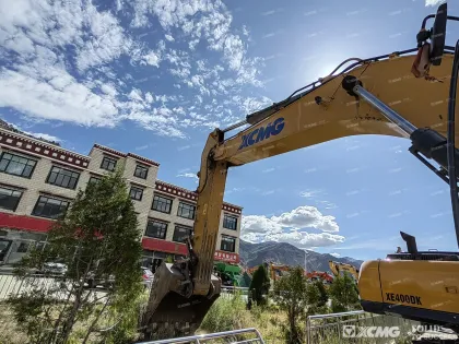 XCMG used Digger Machinery crawler excavator XE370D