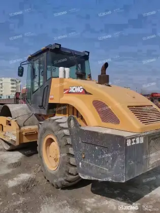 XCMG second-hand single drum vibrating hydraulic roller XS222J