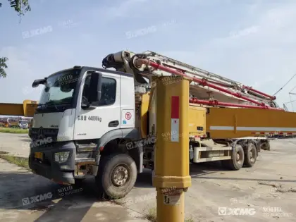 Used Truck-Mounted Concrete Boom Pump XCMG HB58V Price