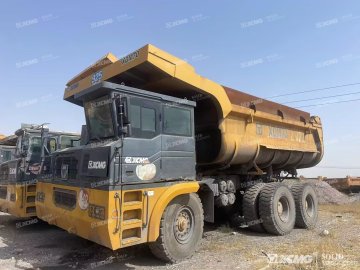 XCMG 70 ตันใช้การขุดรถดั๊มม์ XDM70