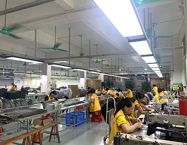 Customized leather goods production workshop
