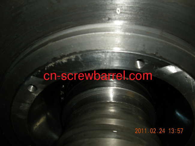 Plantary Screw Barrel with High Output