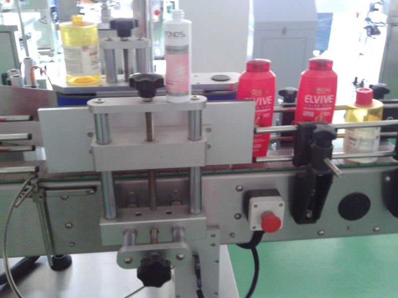 bottle labeling machine.jpg