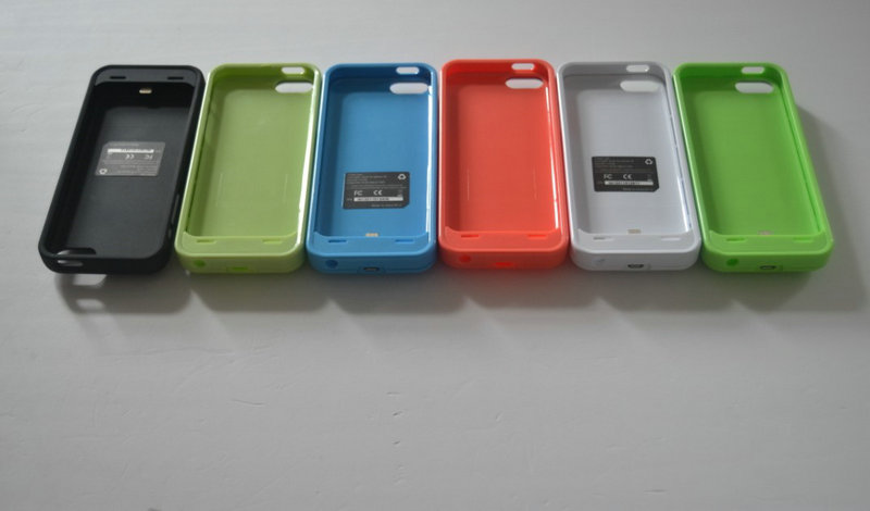 2600mAh Mobile Iphone 5 Solar Charger Case with lithium polymer Battery