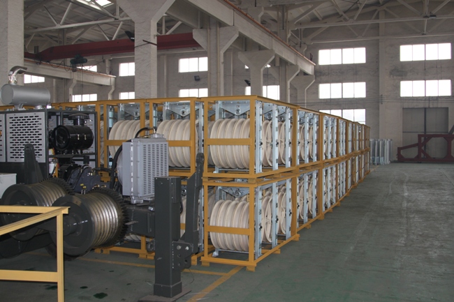 Two Rope Conductors Hydraulic Cable Tensioner 8 Ton for Overhead Transmission Line Stringing