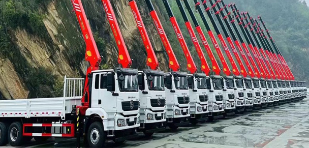 Grúa montada en camión