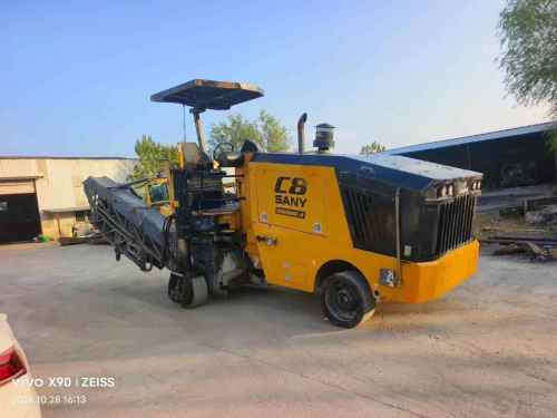 Máquina de moagem usada