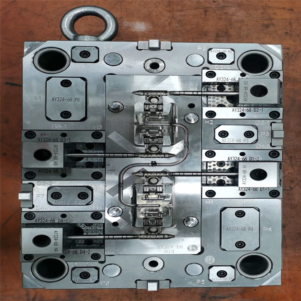 Export injection moulds