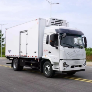 کامیون یخچال دار