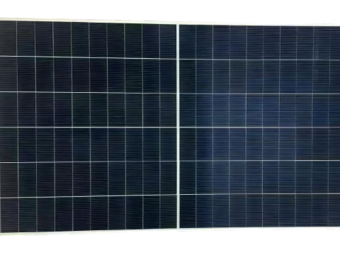 Série de painéis fotovoltaicos