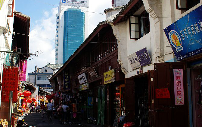 Scene of an old street in Dinghai