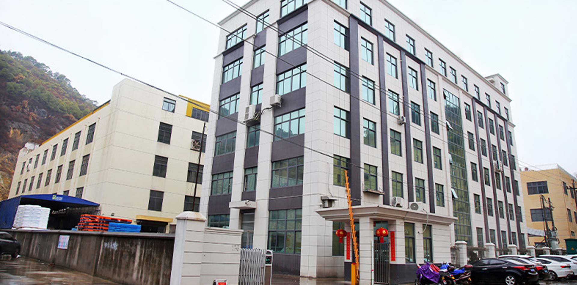 Chip Gemstone Beads for Home Decoration & Decor Making Jewelry 100Gram