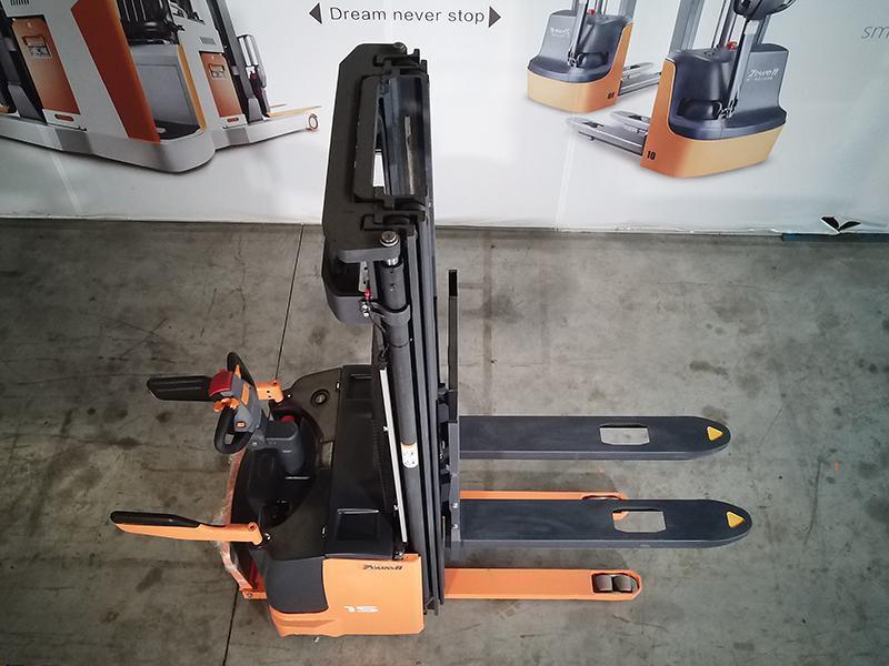 CE Electric Stacker Xe (1.5ton Loading, 1.6m-4.5m Lifting)