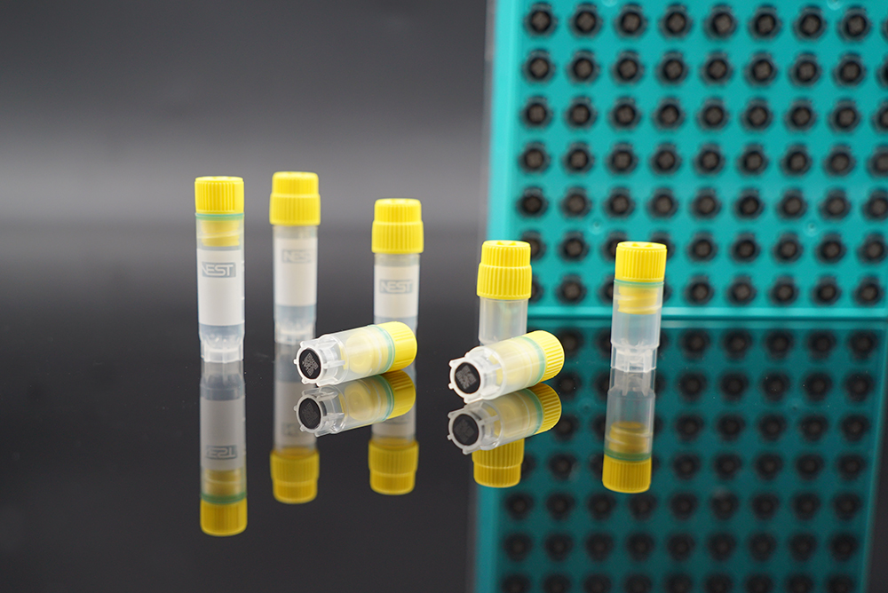 Cryogenic Vials­­­­­­­­­­­­­­­­­­­­­­­­­­­­­