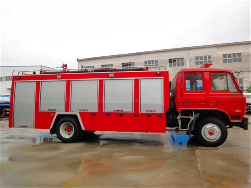 5m3 Water Tank Foam Use Fire Fighting Truck for Sale