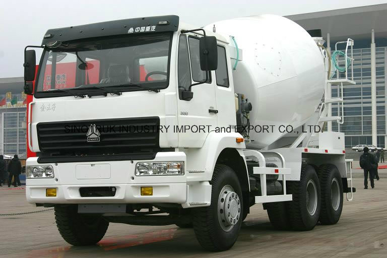 Professional Supply HOWO Cement Mixer Truck of 12m3