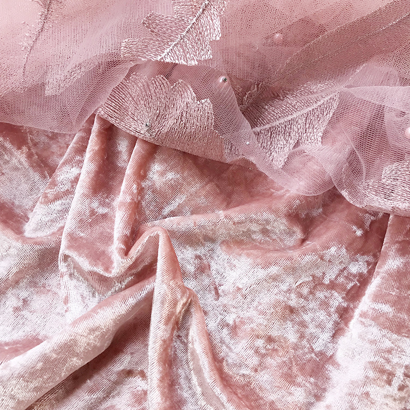 Skirts with Feathers Embroidery