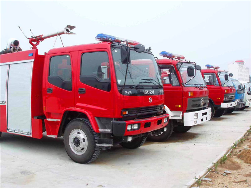 Euro IV 5000L Isuzu Rescue Fire Fighting Truck