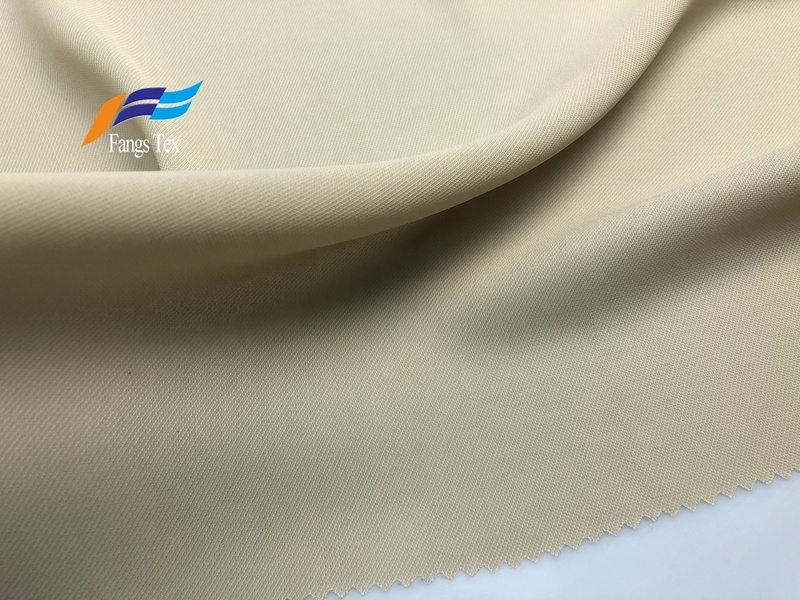 100% Polyester Diamond Mess Twill Dyed Garment Fabric 5