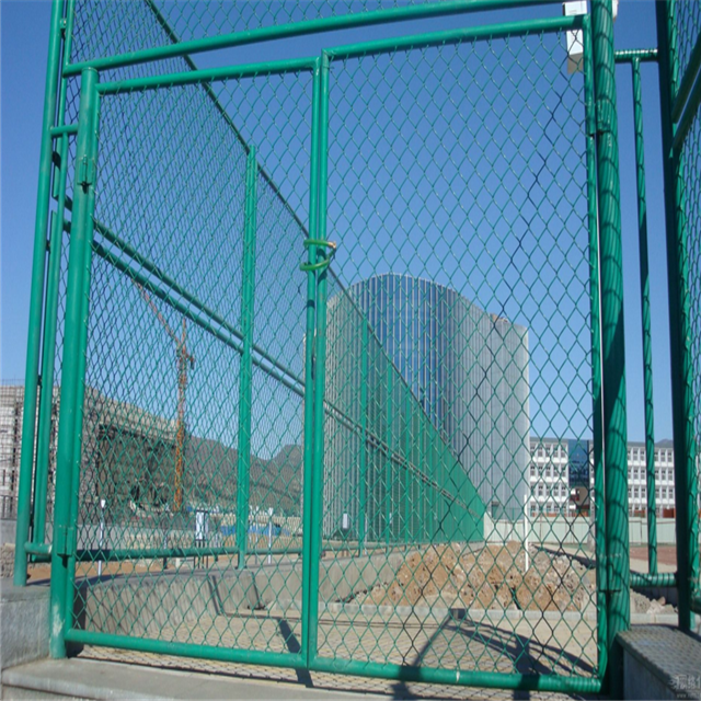 chhain link fence 