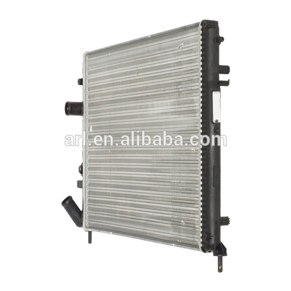 radiator for RENAULT radiator for RENAULT