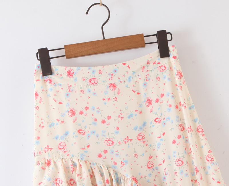 Irregular Shape Cake Skirt
