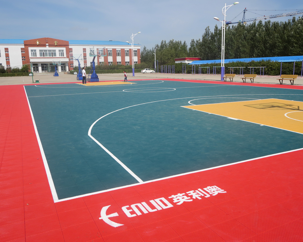 Enlio outdoor basketball court tiles with FIBA