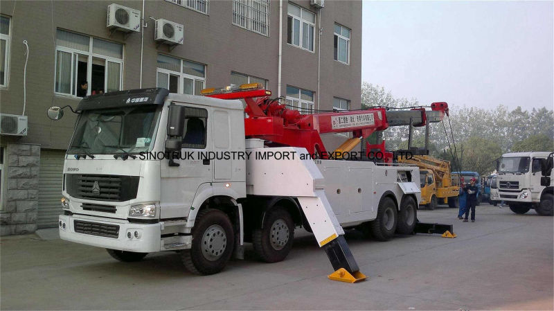 Top Quality HOWO Road Rescue Tow Truck with Tow Crane