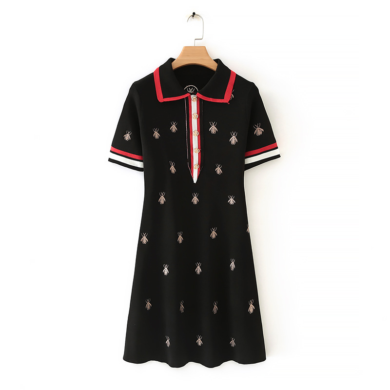 Fashionable Bee Parttern Knitted Dress