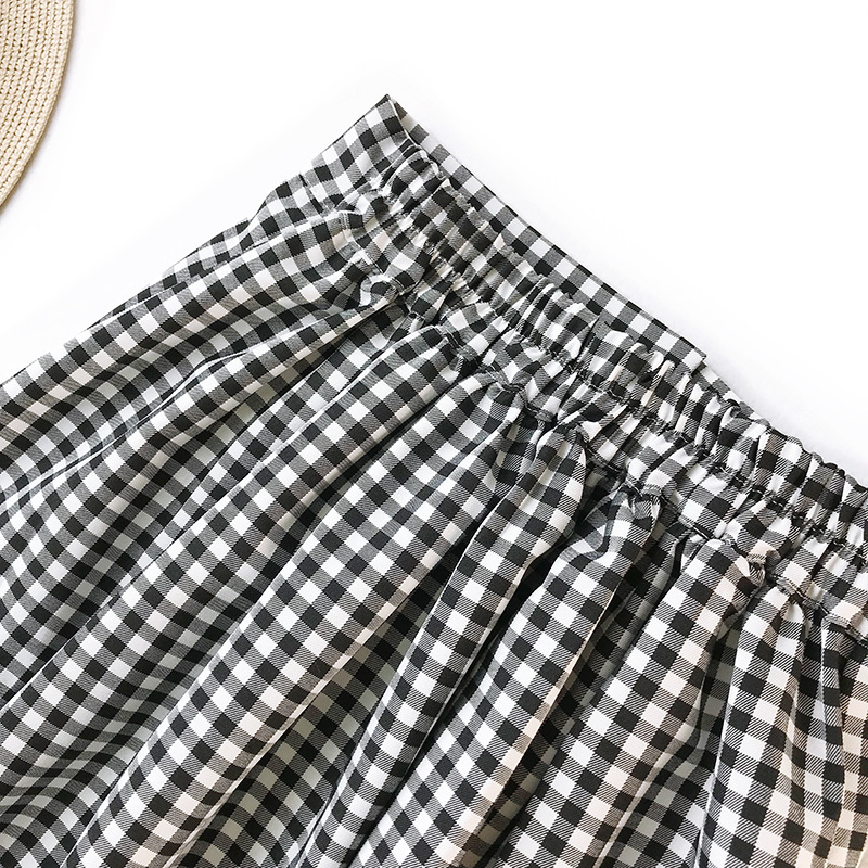 Black-and-white Checks Skirt