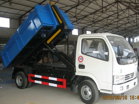 China Hotsales 4cbm 4ton Hook Lift Garbage Truck