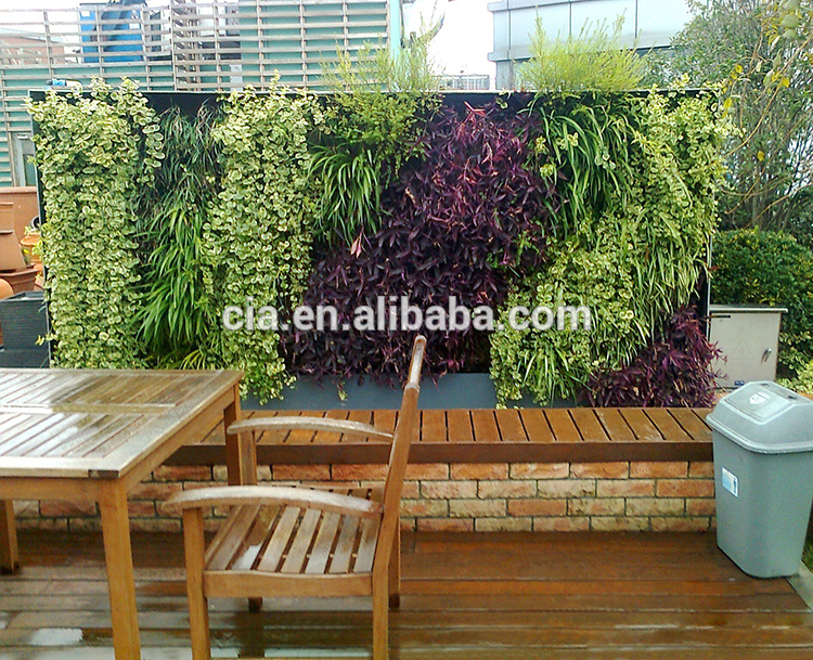Outdoor Vertical Garden Decorative Plastic Artificial Green Wall