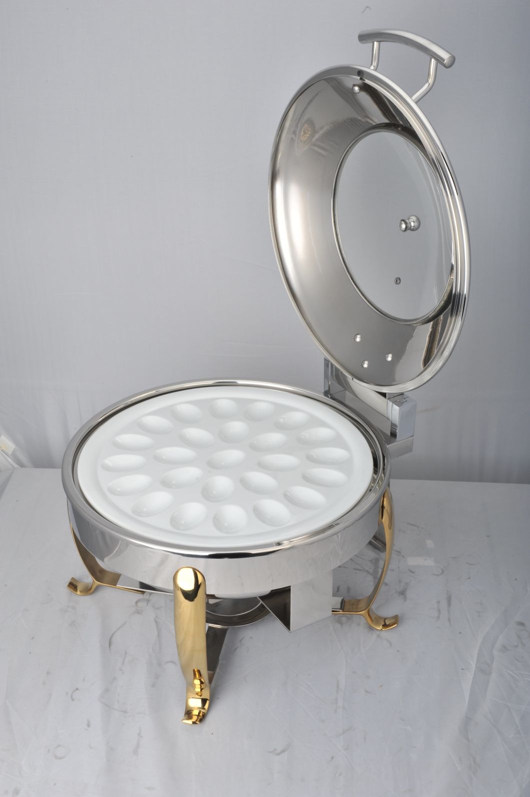 Round Chafer with Buffet Frame and Heater