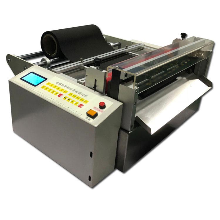 Fabric roll to sheet cutting machine Fabric roll to sheet cutting machine