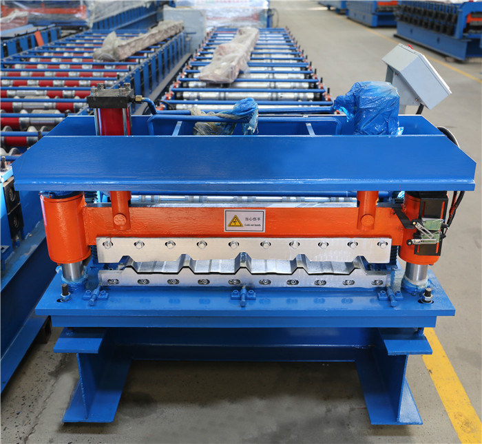 Warna Baja Atap Metal Sheet Roll Forming Machines dengan Kualitas Tinggi untuk Dijual Cina