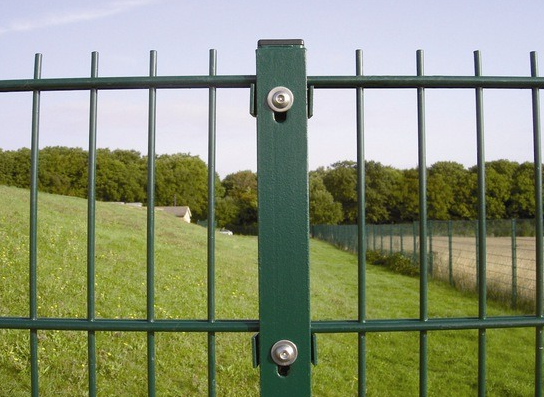 double mesh fence