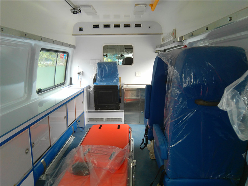 Toyota Hiace High Roof ICU Ambulance