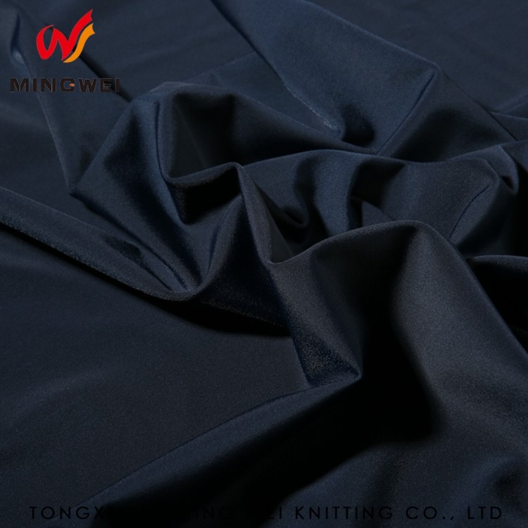 Anti Tear Soft Polyester Fabric Comfortable Friction - Resistant High Color  Fastness