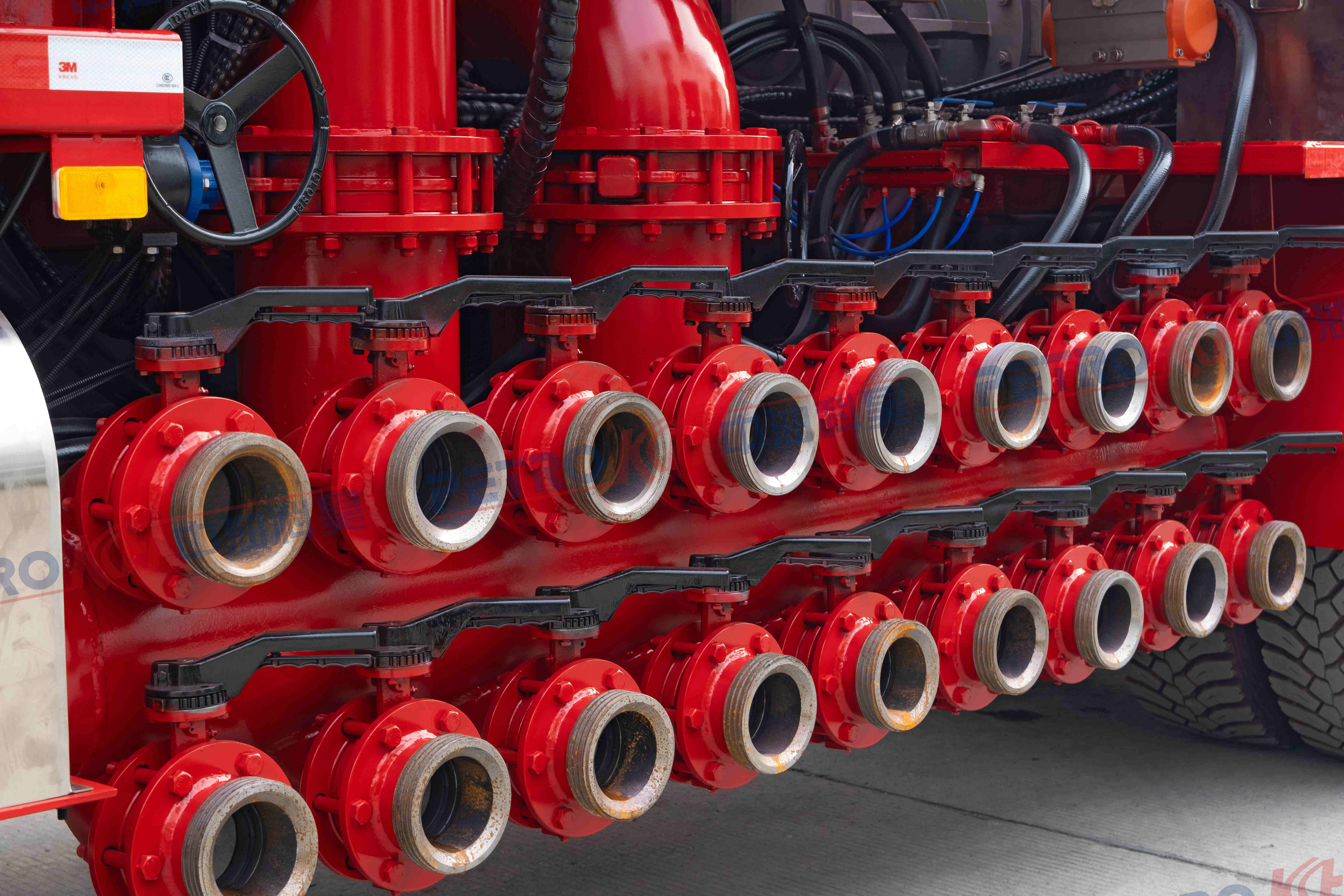 130 Barrel Fracturing Blender Truck, High Quality 130 Barrel Fracturing