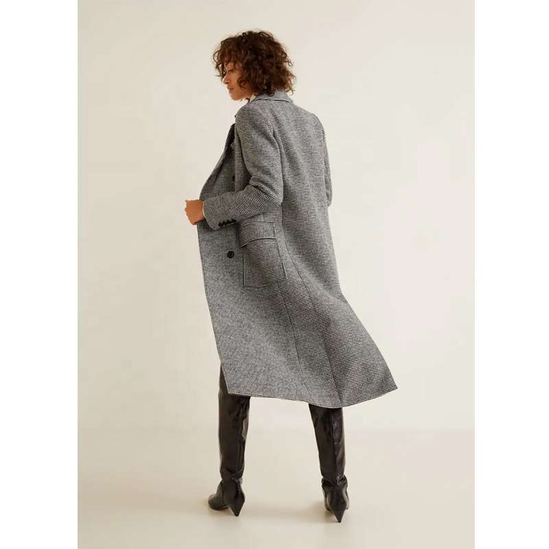 Woman long wool coat in Winter