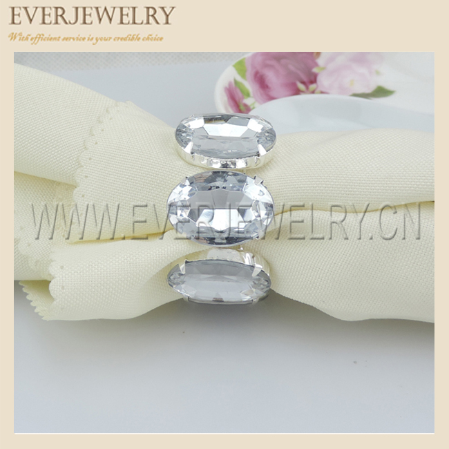 Brilliant Oval Acrylic Rhinestone Napkin Rings for Wedding Favor