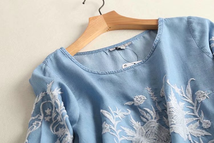 Crew Neck Womens Floral Blouse